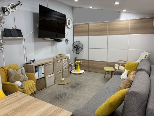 2 bedroom Townhouse for sale in Casarabonela - € 155,000 (Ref: 9110713)