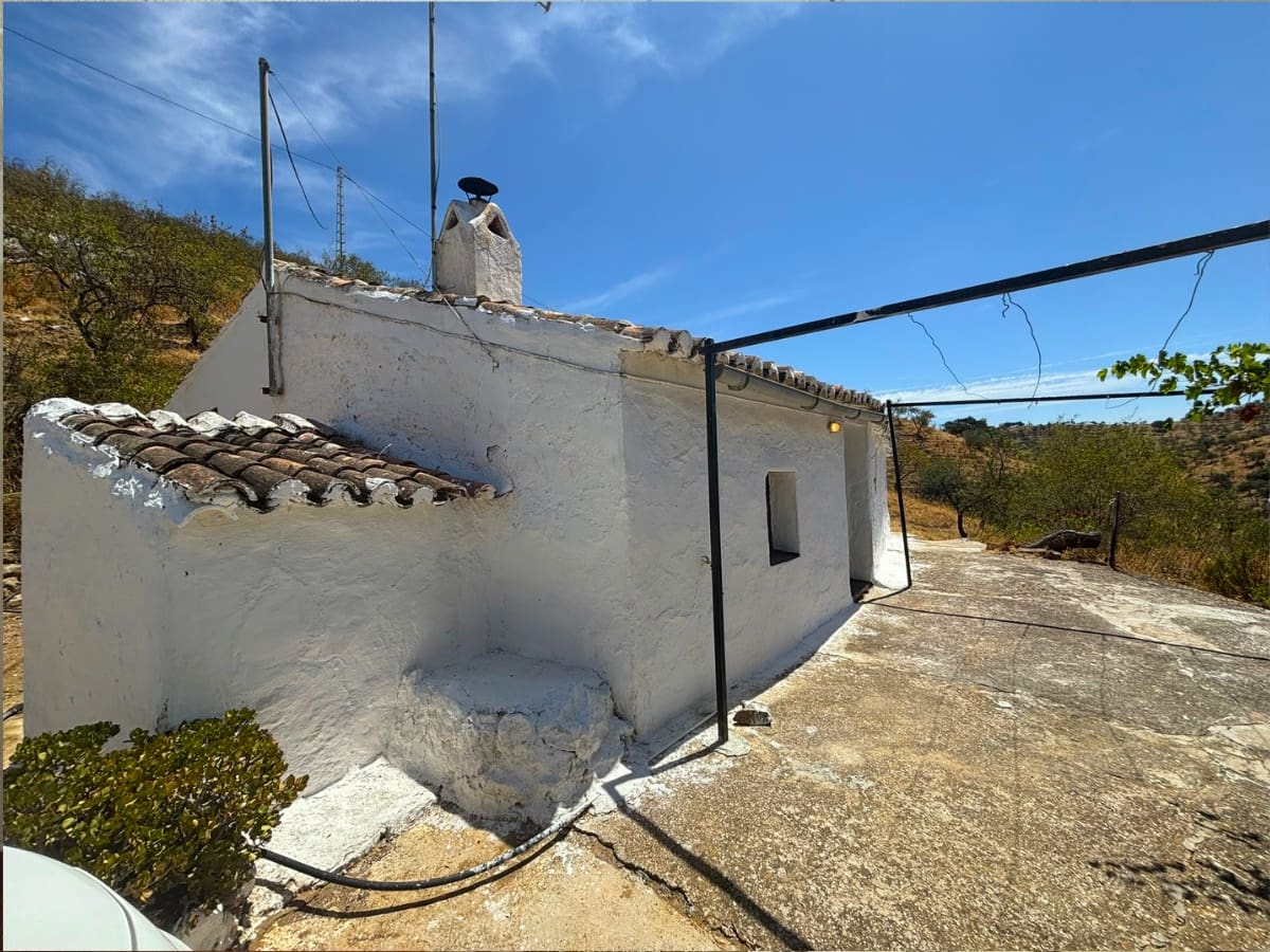 2 soveværelse Finca/Landehus til salg i Casarabonela - € 116.000 (Ref: 9143655)