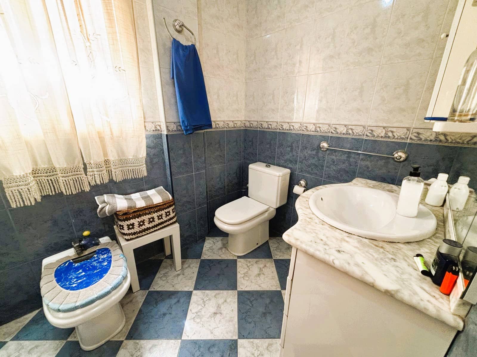 4 bedroom Townhouse for sale in Villanueva de Tapia with garage - € 125,000 (Ref: 9193445)