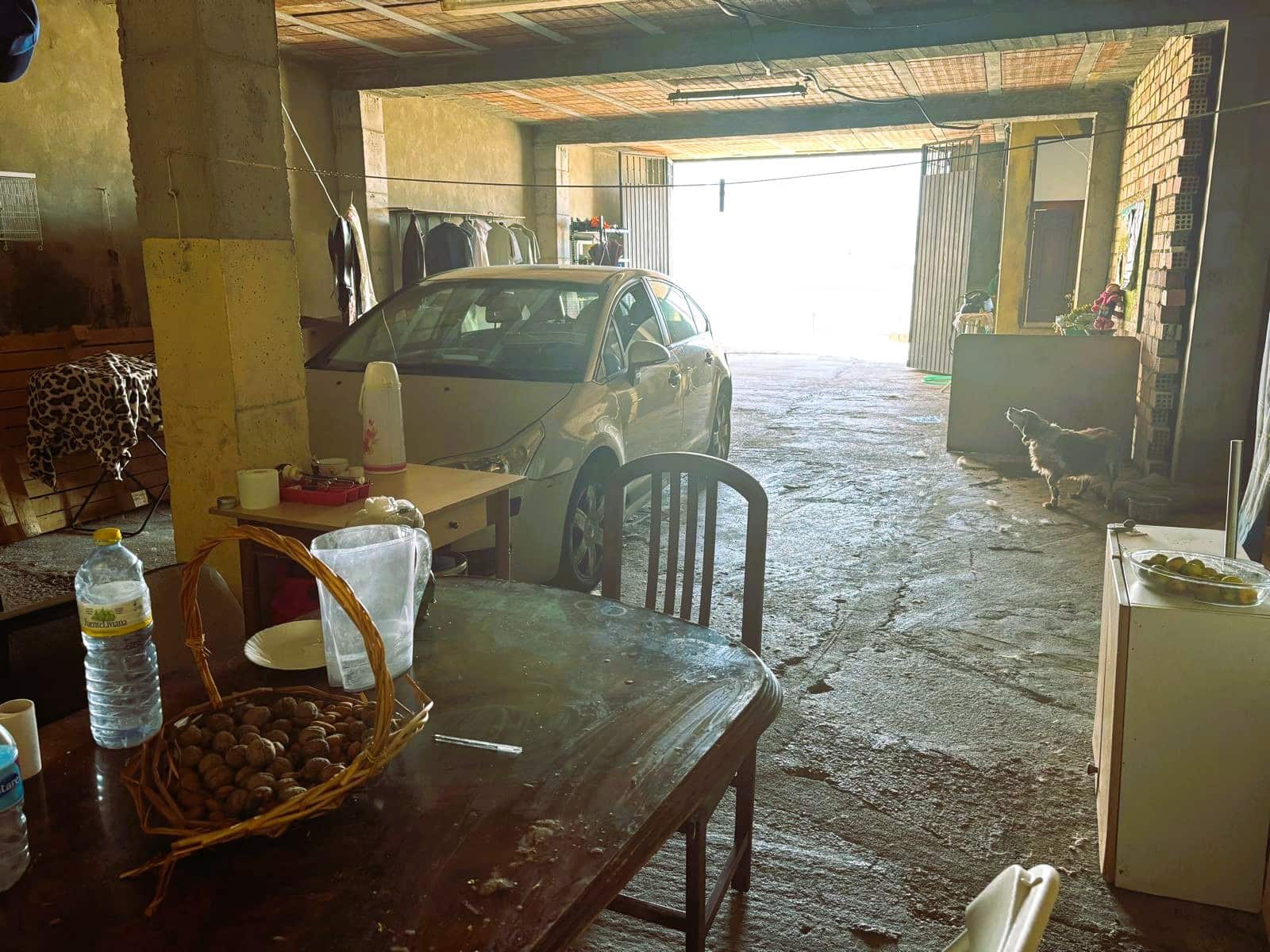 4 bedroom Townhouse for sale in Villanueva de Tapia with garage - € 125,000 (Ref: 9193445)