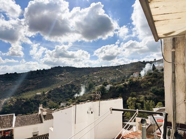 3 bedroom Townhouse for sale in Casarabonela - € 130,000 (Ref: 9378090)