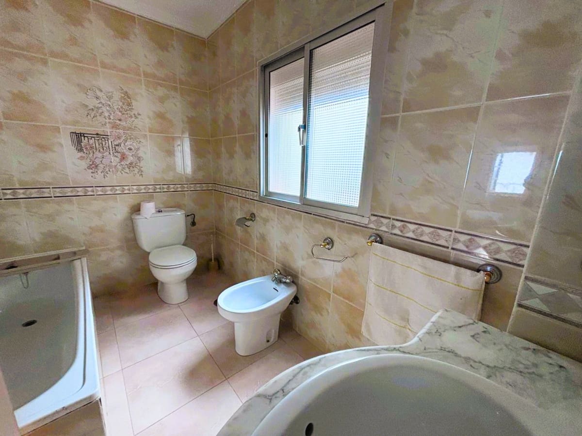 6 sypialnia Dom na sprzedaż w Casarabonela - 160 000 € (Ref: 9378106)