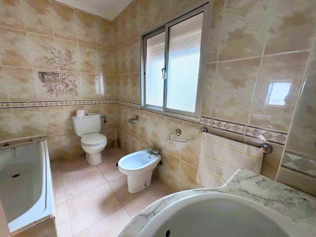 6 bedroom Townhouse for sale in Casarabonela - € 160,000 (Ref: 9378106)