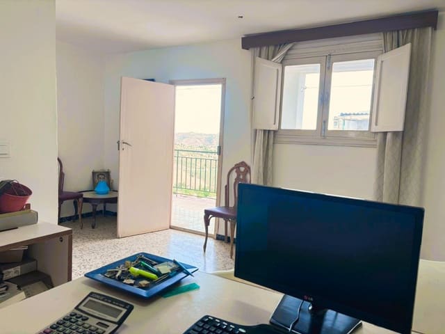 6 bedroom Townhouse for sale in Casarabonela - € 160,000 (Ref: 9378106)