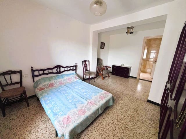 6 bedroom Townhouse for sale in Casarabonela - € 160,000 (Ref: 9378106)