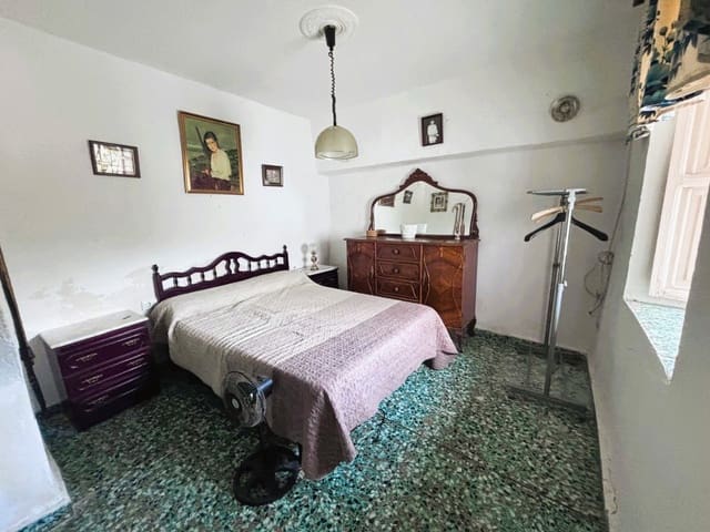 6 bedroom Townhouse for sale in Casarabonela - € 160,000 (Ref: 9378106)