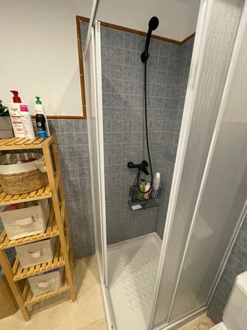 1 makuuhuone Ranta-asunto myytävänä paikassa Marina de Casares, Casares mukana uima-altaan - 175 000 € (Ref: 9471703)