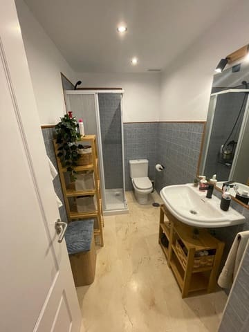 1 makuuhuone Ranta-asunto myytävänä paikassa Marina de Casares, Casares mukana uima-altaan - 175 000 € (Ref: 9471703)