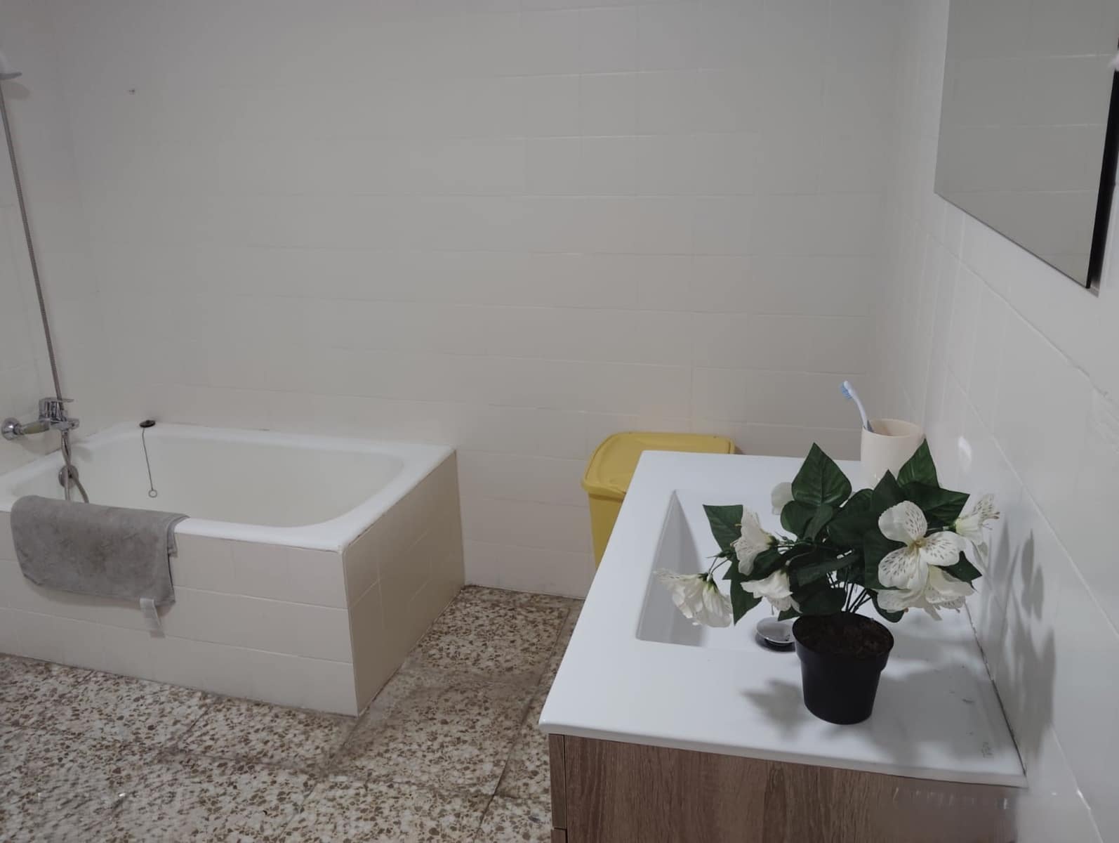 4 slaapkamer Huis te koop in Yunquera - € 69.000 (Ref: 9471707)