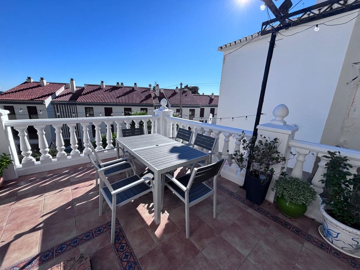 3 soveværelse Villa til salg i Casarabonela med garage - € 350.000 (Ref: 9475574)