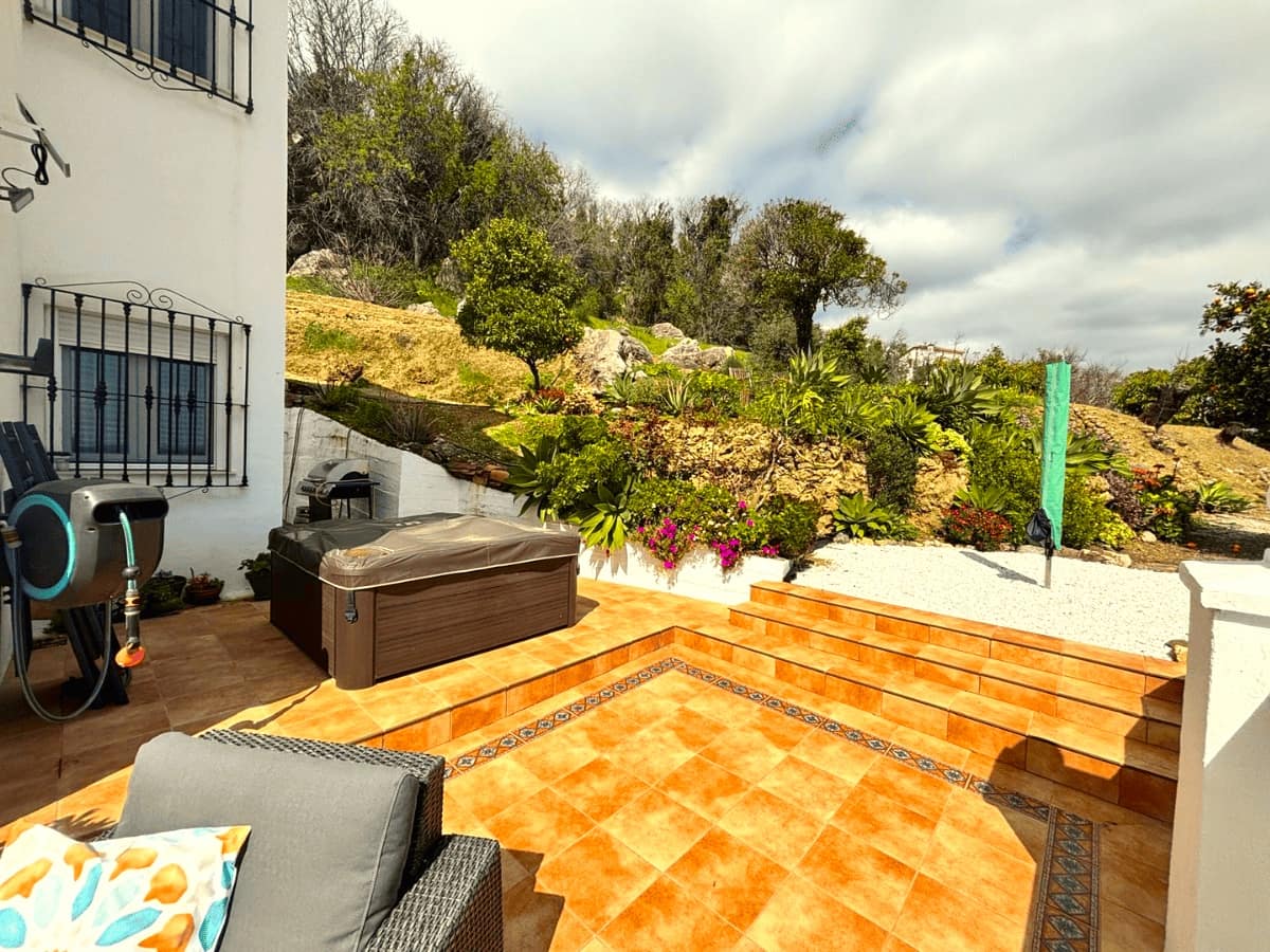 3 soveværelse Villa til salg i Casarabonela med garage - € 350.000 (Ref: 9475574)