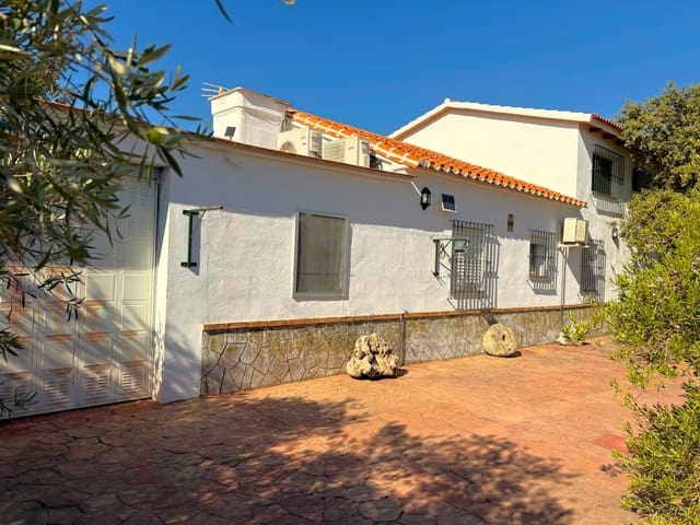 4 camera da letto Finca/Casa di Campagna in vendita in Casarabonela con piscina garage - 320.000 € (Rif: 9476257)