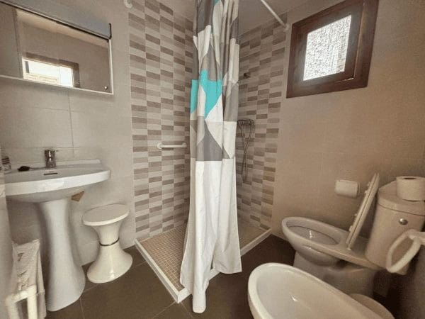 6 sovrum Hus till salu i Villanueva de Tapia med garage - 115 000 € (Ref: 9566809)