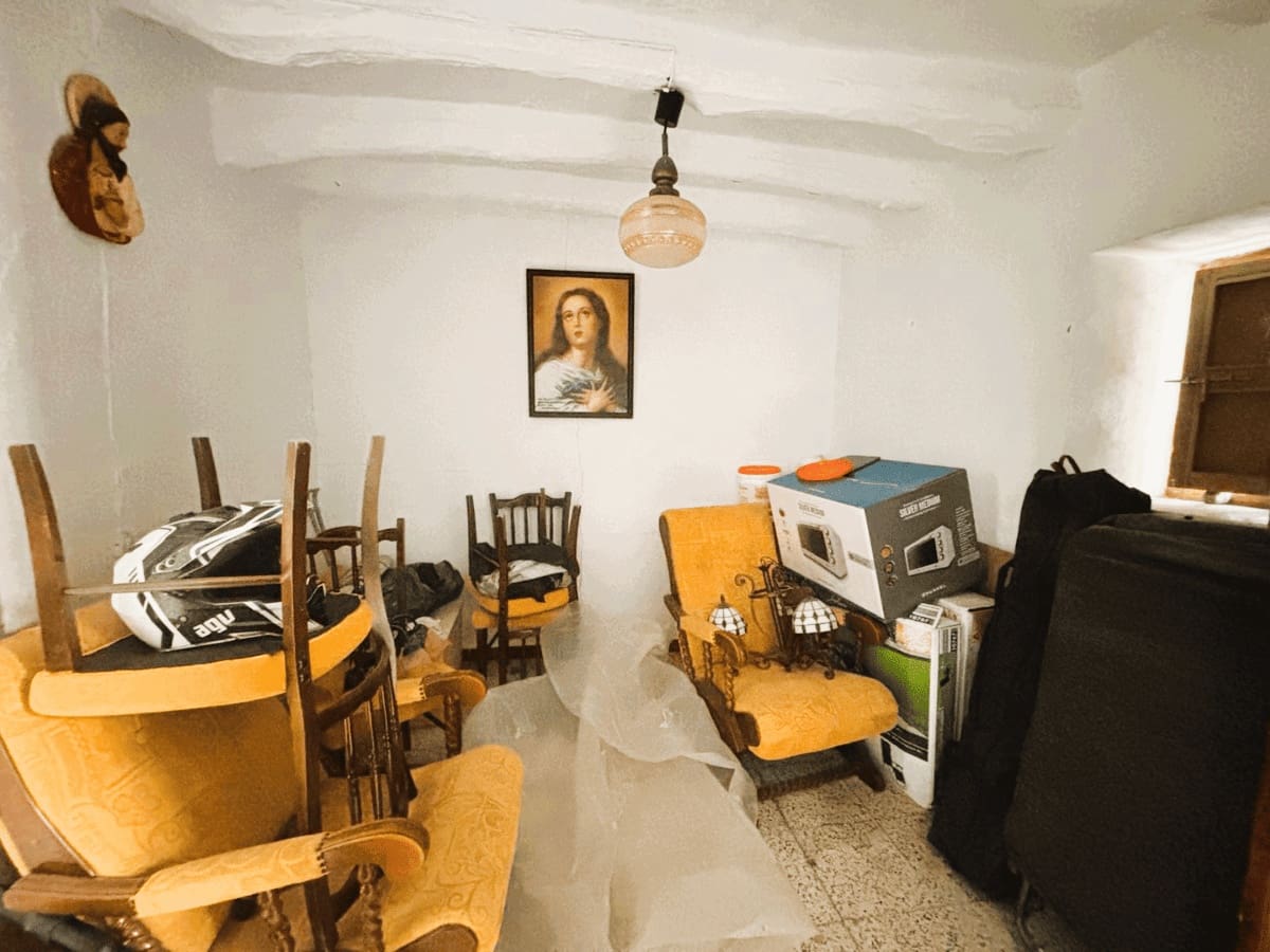 4 slaapkamer Huis te koop in Ardales - € 120.000 (Ref: 9600830)