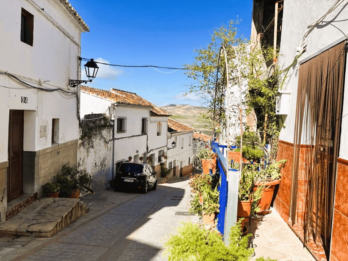 4 slaapkamer Huis te koop in Ardales - € 120.000 (Ref: 9600830)