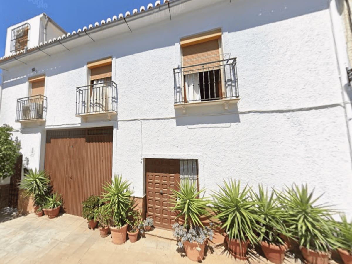 4 soverom Hus til salgs i Ardales med garasje - € 380 000 (Ref: 9600831)