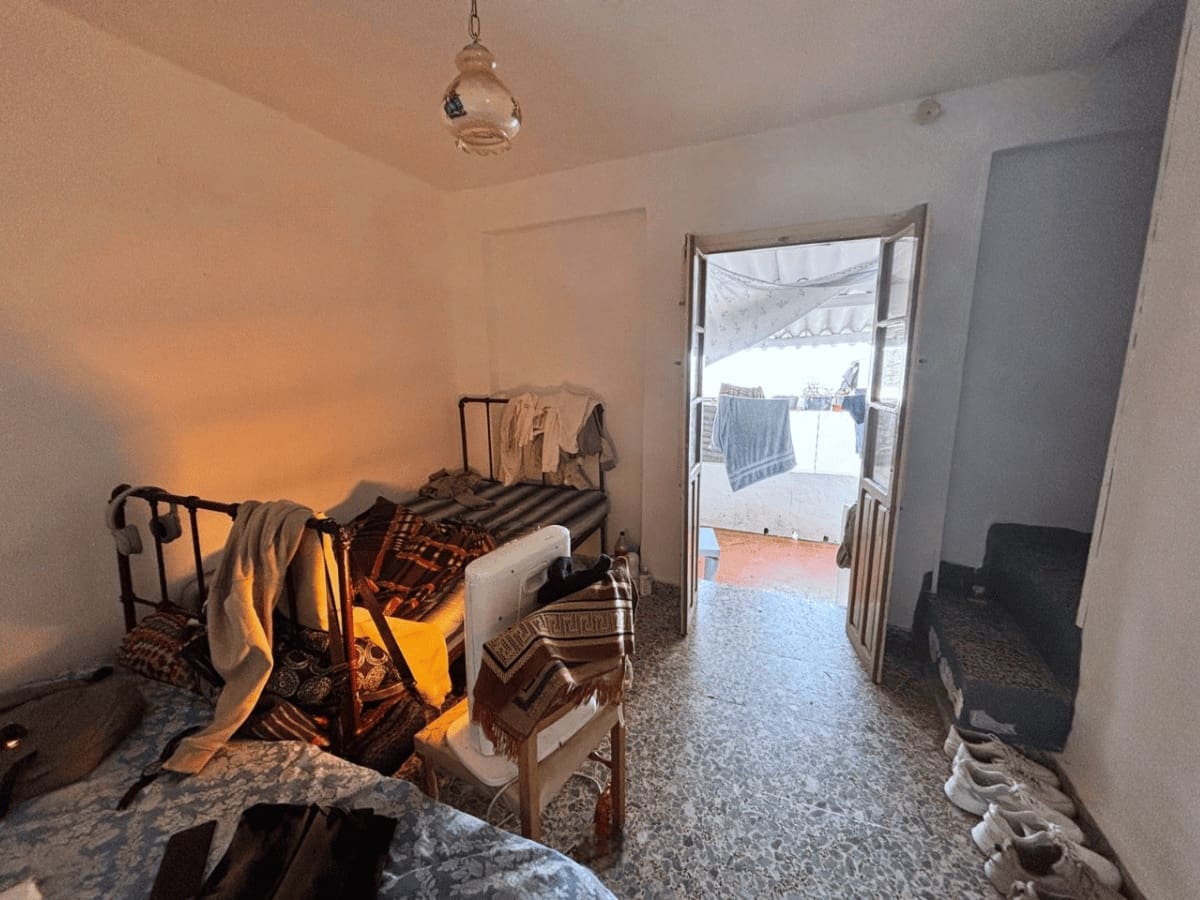 Casa de 2 habitaciones en Casarabonela en venta - 82.000 € (Ref: 9758176)