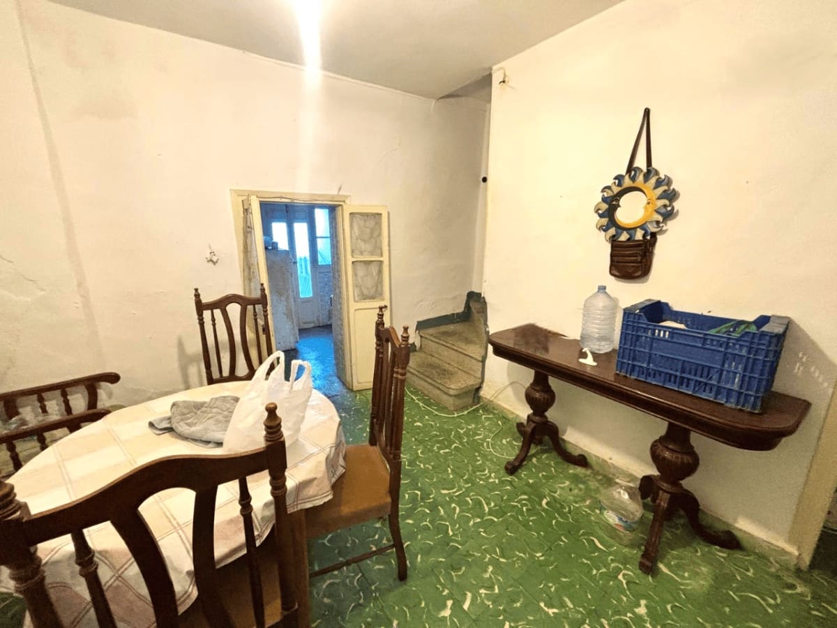 Casa de 2 habitaciones en Casarabonela en venta - 82.000 € (Ref: 9758176)