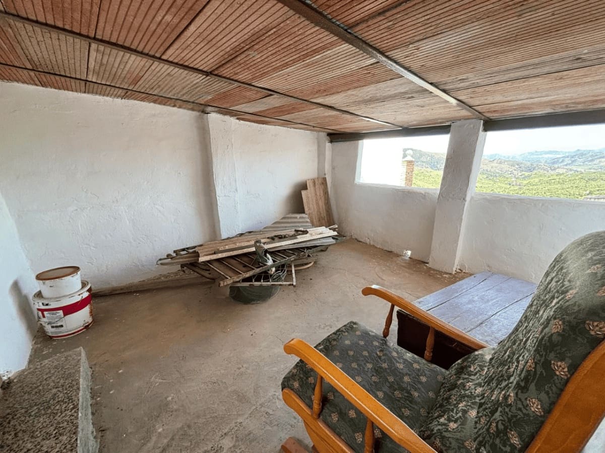 Casa de 2 habitaciones en Casarabonela en venta - 82.000 € (Ref: 9758176)