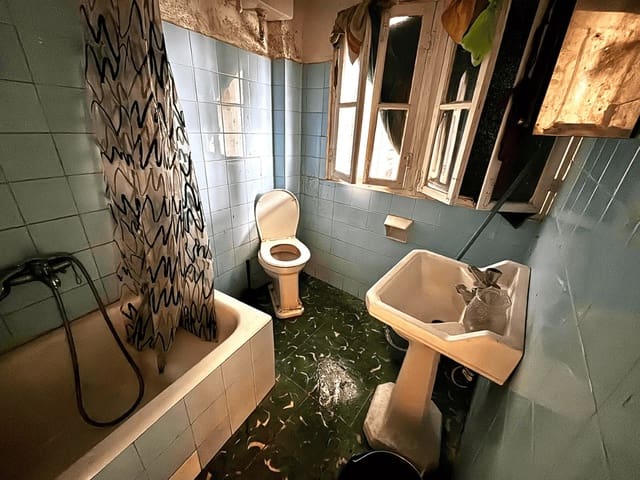 2 soverom Hus til salgs i Casarabonela - € 82 000 (Ref: 9758176)