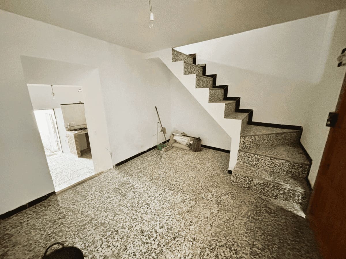 4 quarto Casa em Banda para venda em Casarabonela - 120 000 € (Ref: 9787856)