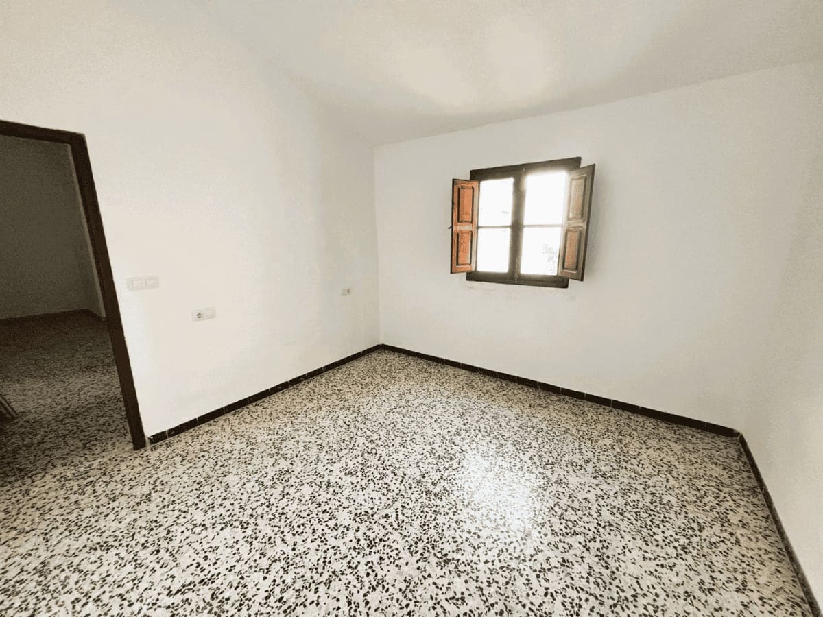 4 quarto Casa em Banda para venda em Casarabonela - 120 000 € (Ref: 9787856)