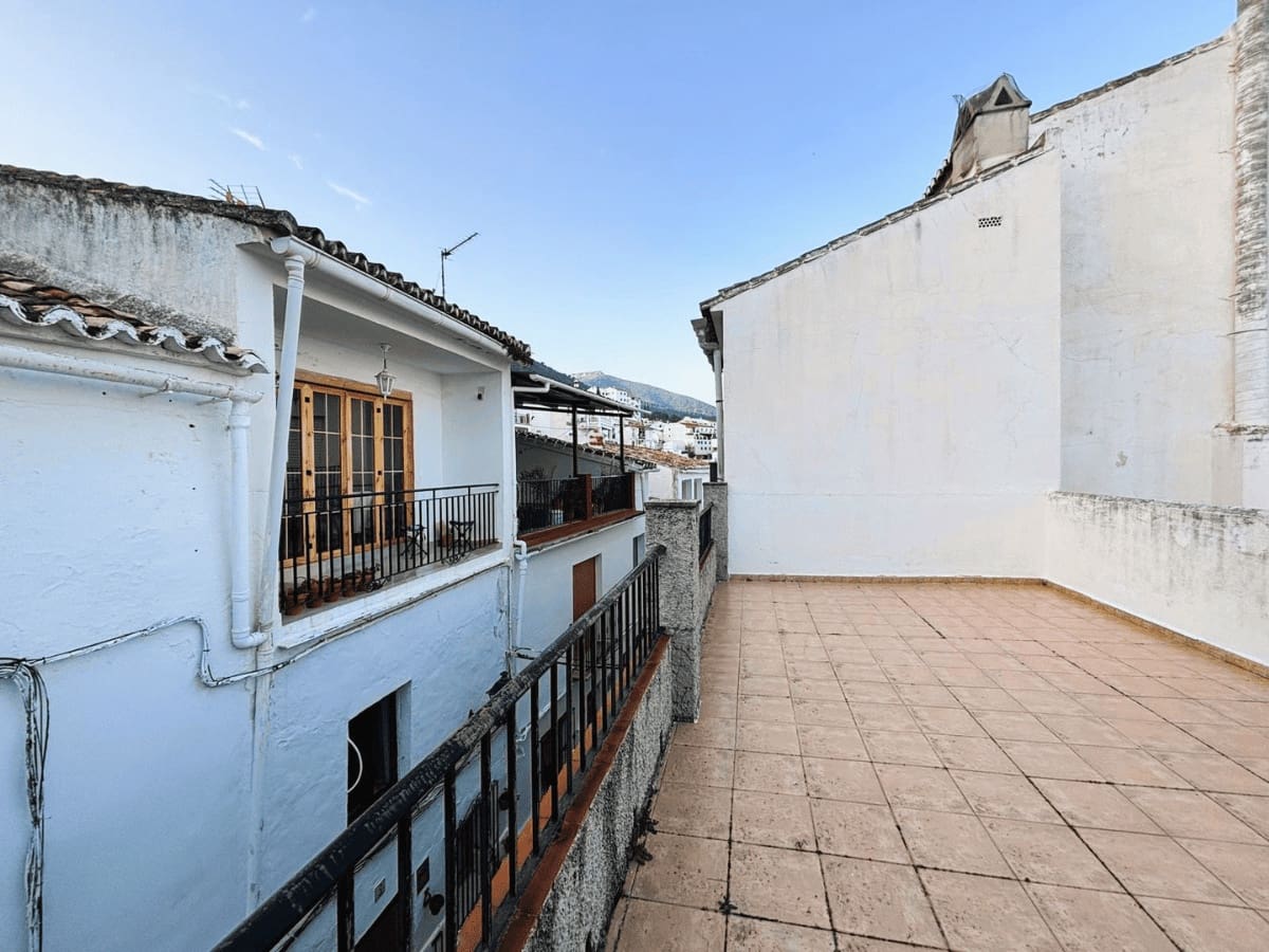 4 quarto Casa em Banda para venda em Casarabonela - 120 000 € (Ref: 9787856)
