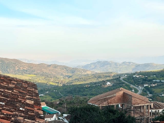 4 quarto Casa em Banda para venda em Casarabonela - 120 000 € (Ref: 9787856)