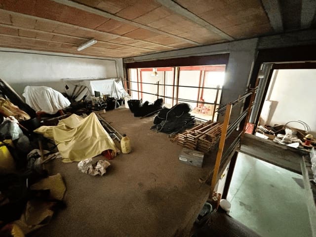 Garage til salg i Tolox - € 159.000 (Ref: 9819518)