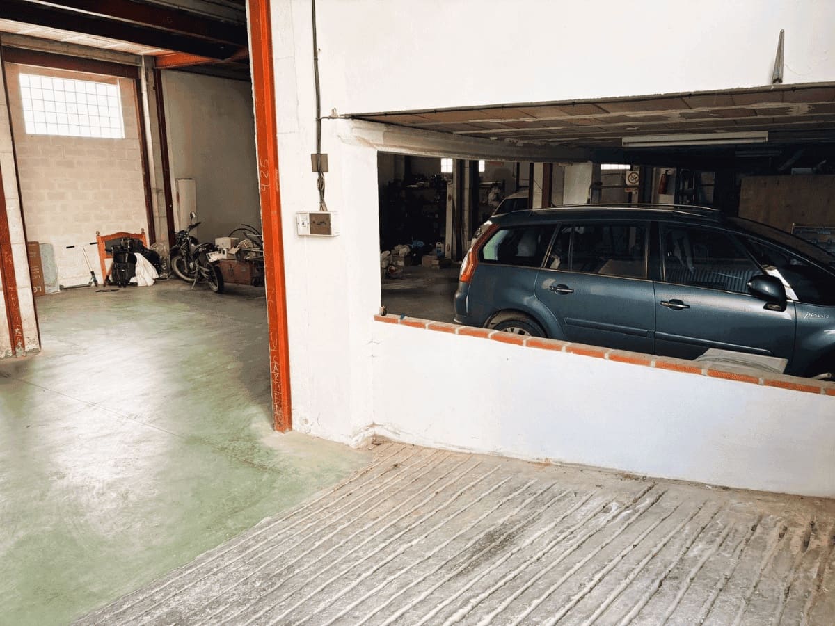 Garagem para venda em Tolox - 159 000 € (Ref: 9819518)
