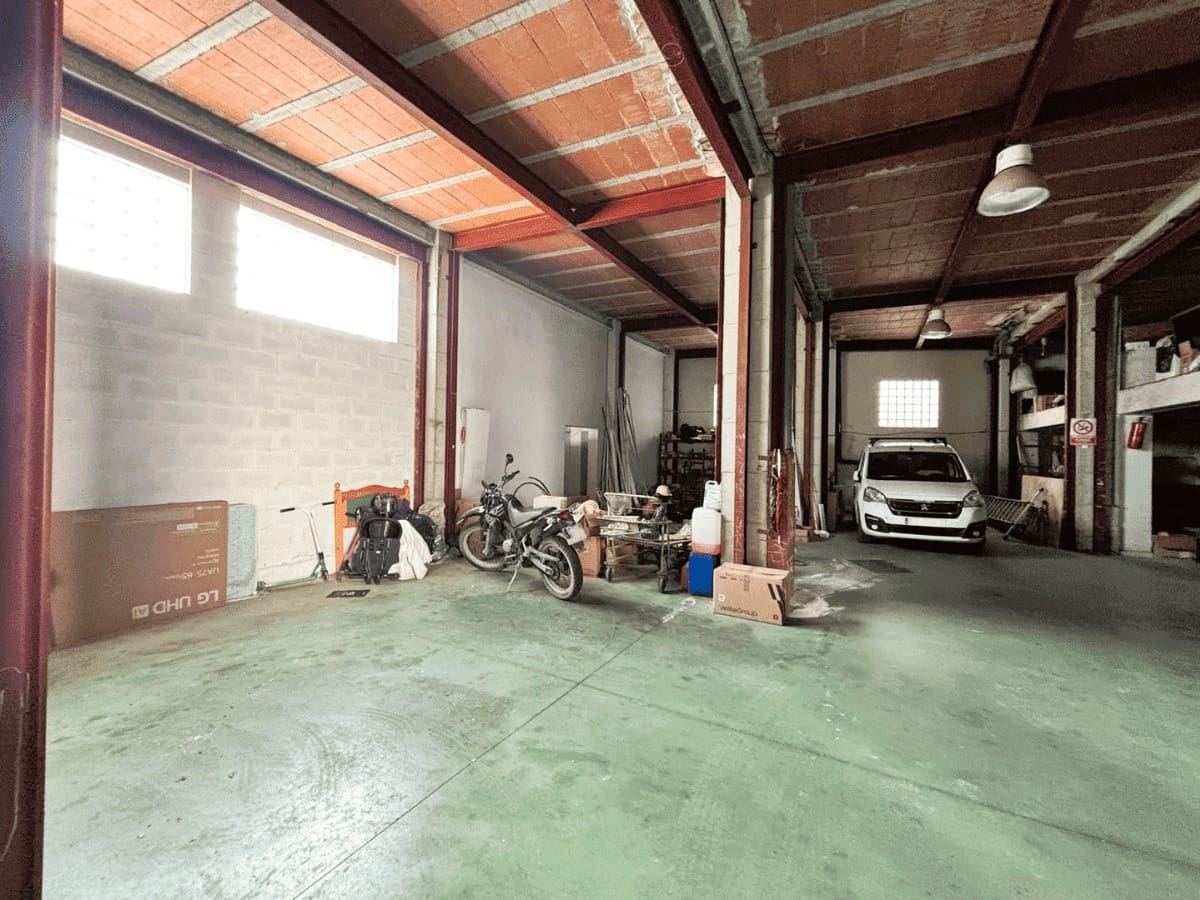 Garagem para venda em Tolox - 159 000 € (Ref: 9819518)