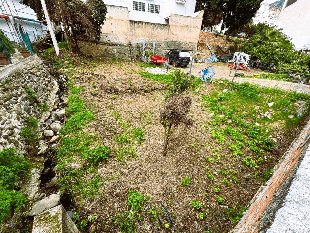 Solar/Parcela en Tolox en venta - 65.000 € (Ref: 9819532)