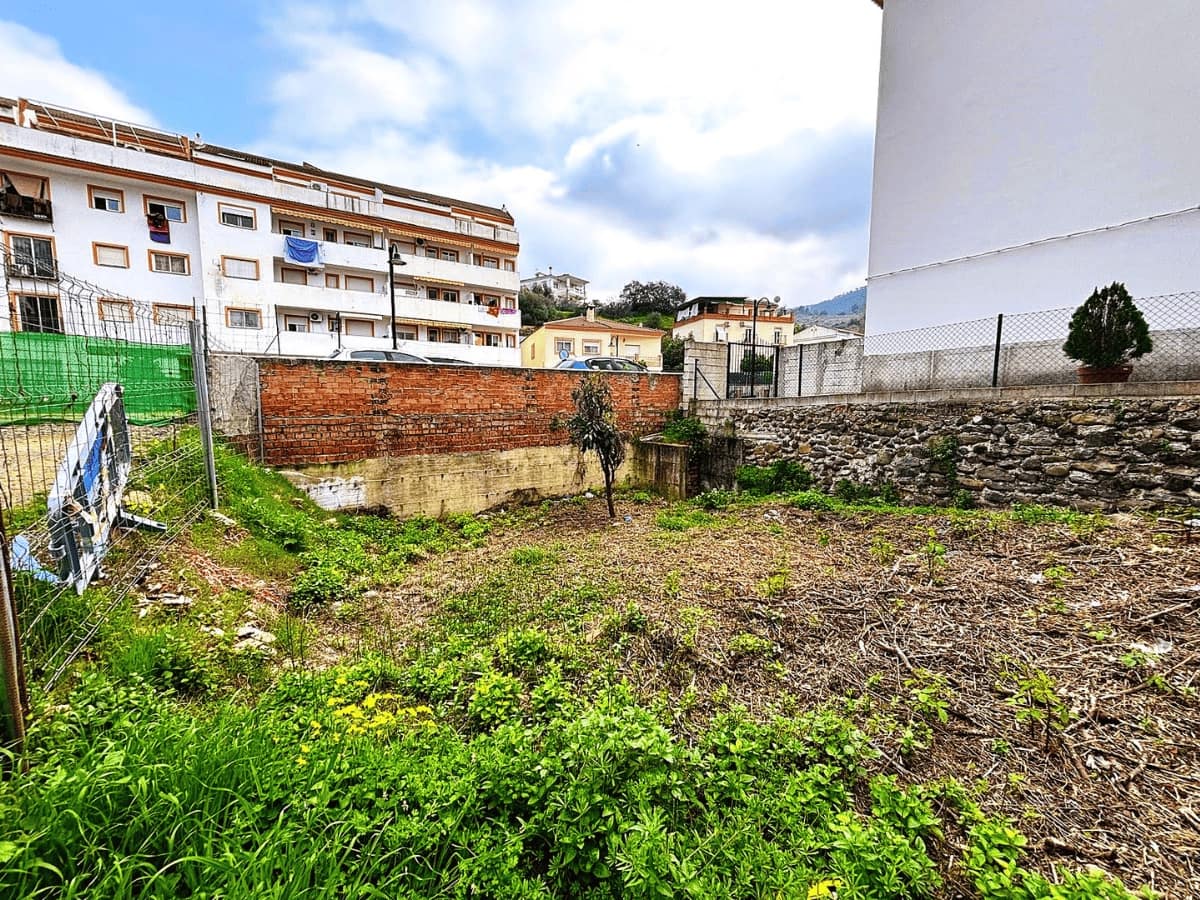 Solar/Parcela en Tolox en venta - 65.000 € (Ref: 9819532)