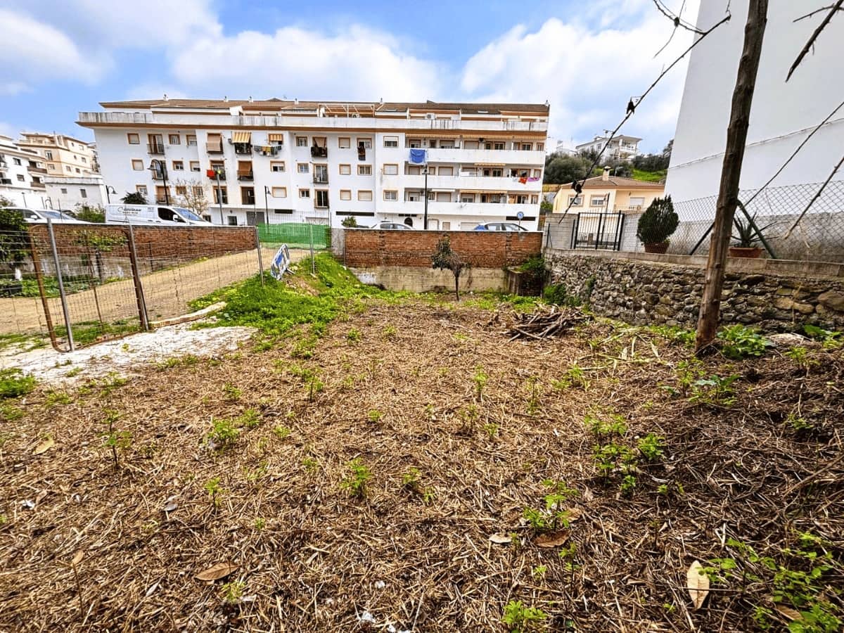 Solar/Parcela en Tolox en venta - 65.000 € (Ref: 9819532)