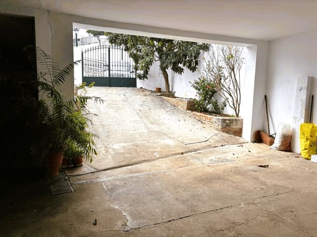4 soveværelse Byhus til salg i Tolox med garage - € 370.000 (Ref: 9819534)