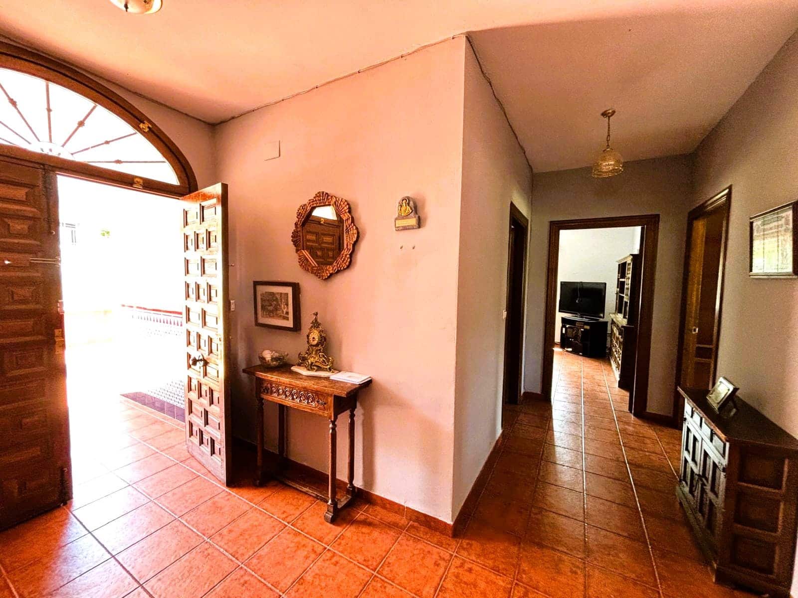 4 chambre Villa/Maison Semi-Mitoyenne à vendre à Loja avec garage - 329 280 € (Ref: 9850554)