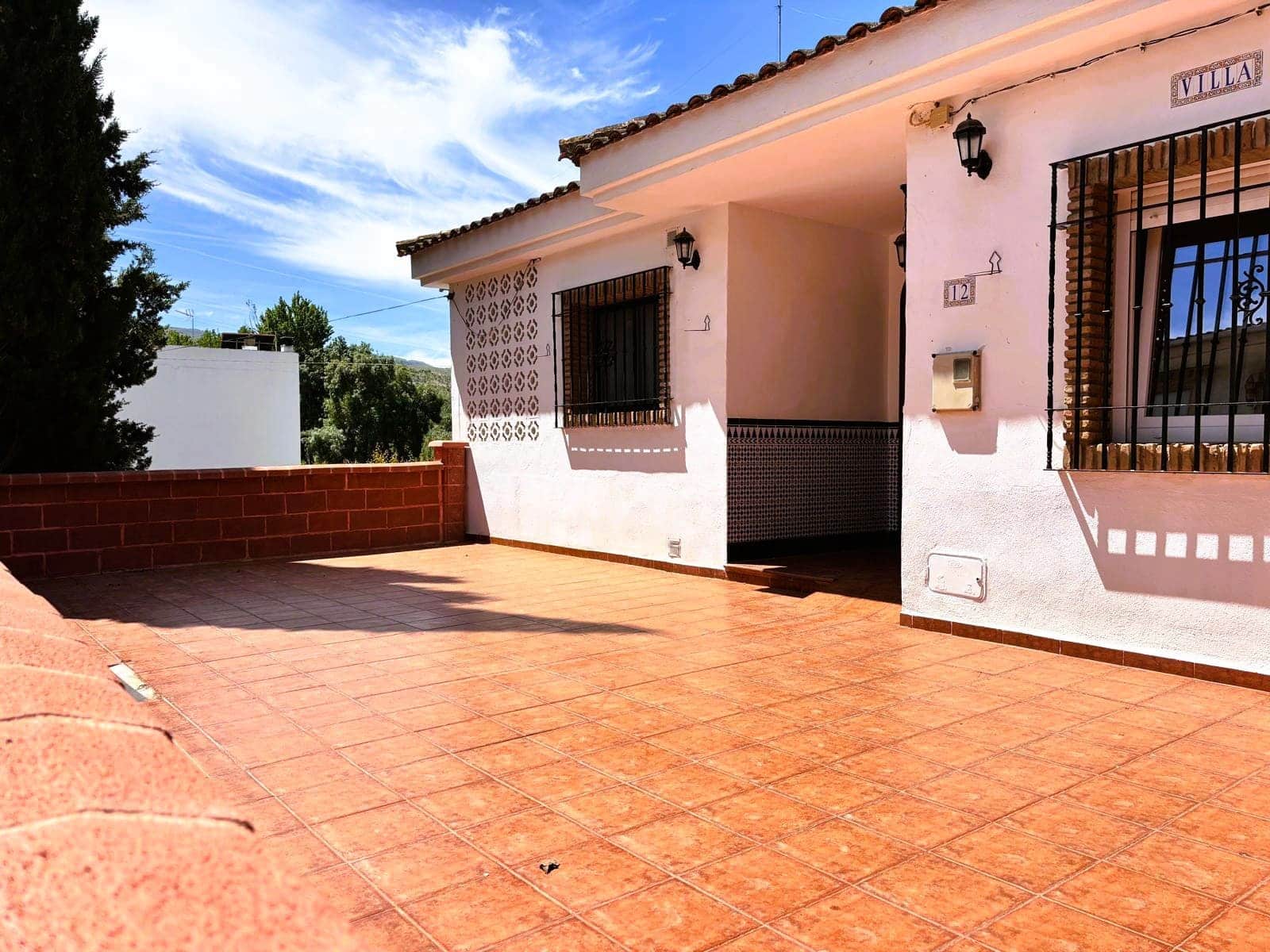 4 chambre Villa/Maison Semi-Mitoyenne à vendre à Loja avec garage - 329 280 € (Ref: 9850554)