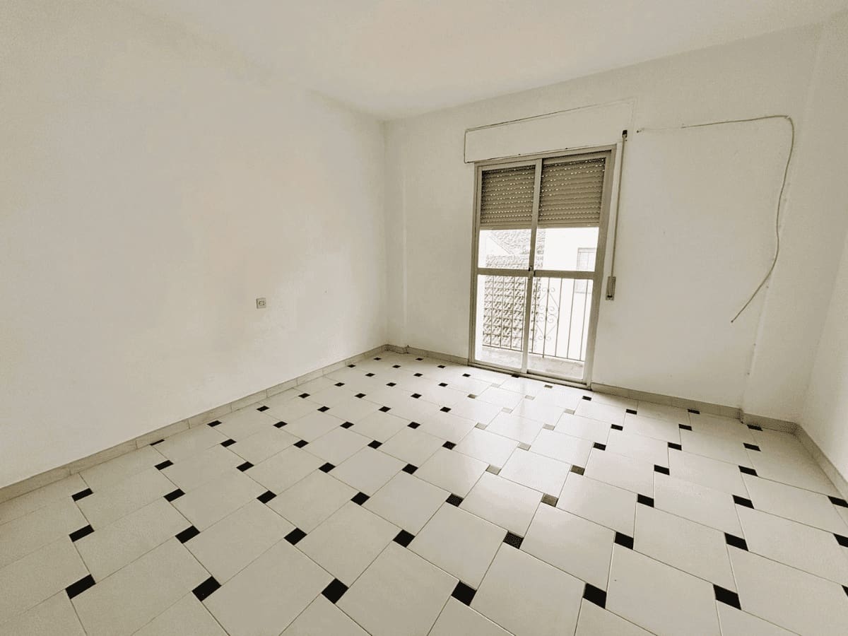 2 bedroom Townhouse for sale in Villanueva de Tapia - € 132,000 (Ref: 9850592)