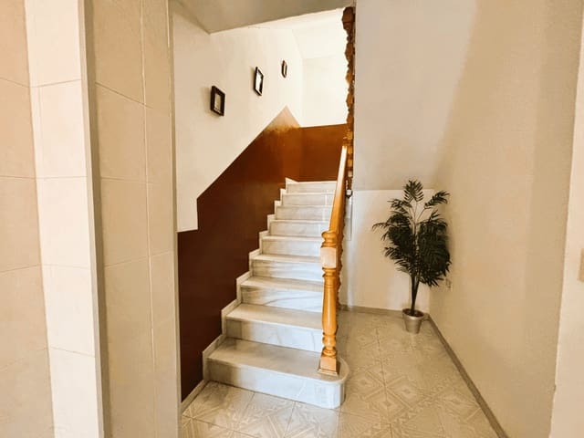 2 soverom Hus til salgs i Villanueva de Tapia - € 132 000 (Ref: 9850592)