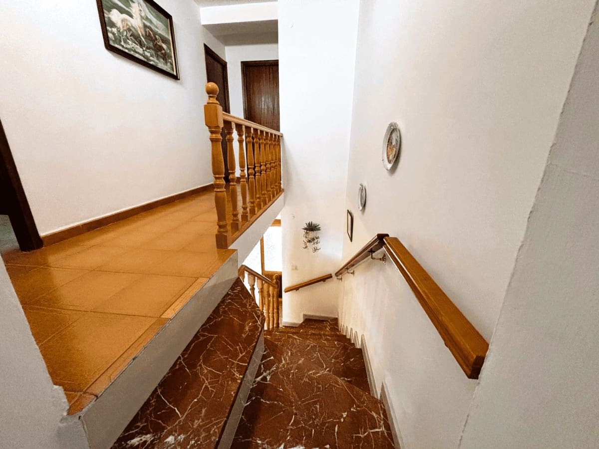 5 soverom Hus til salgs i El Burgo - € 165 000 (Ref: 9854634)
