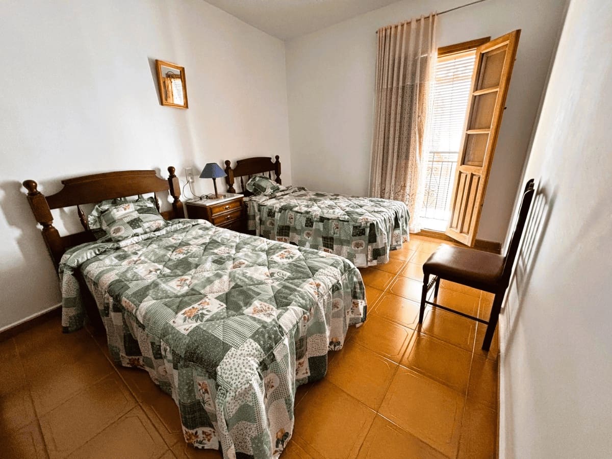 5 soverom Hus til salgs i El Burgo - € 165 000 (Ref: 9854634)