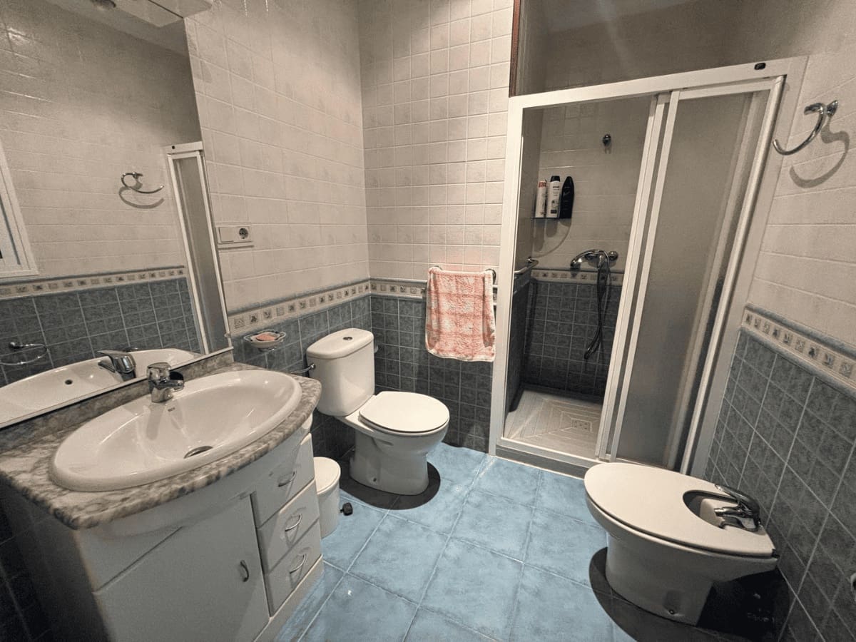 4 bedroom Townhouse for sale in Yunquera - € 85,000 (Ref: 9895465)