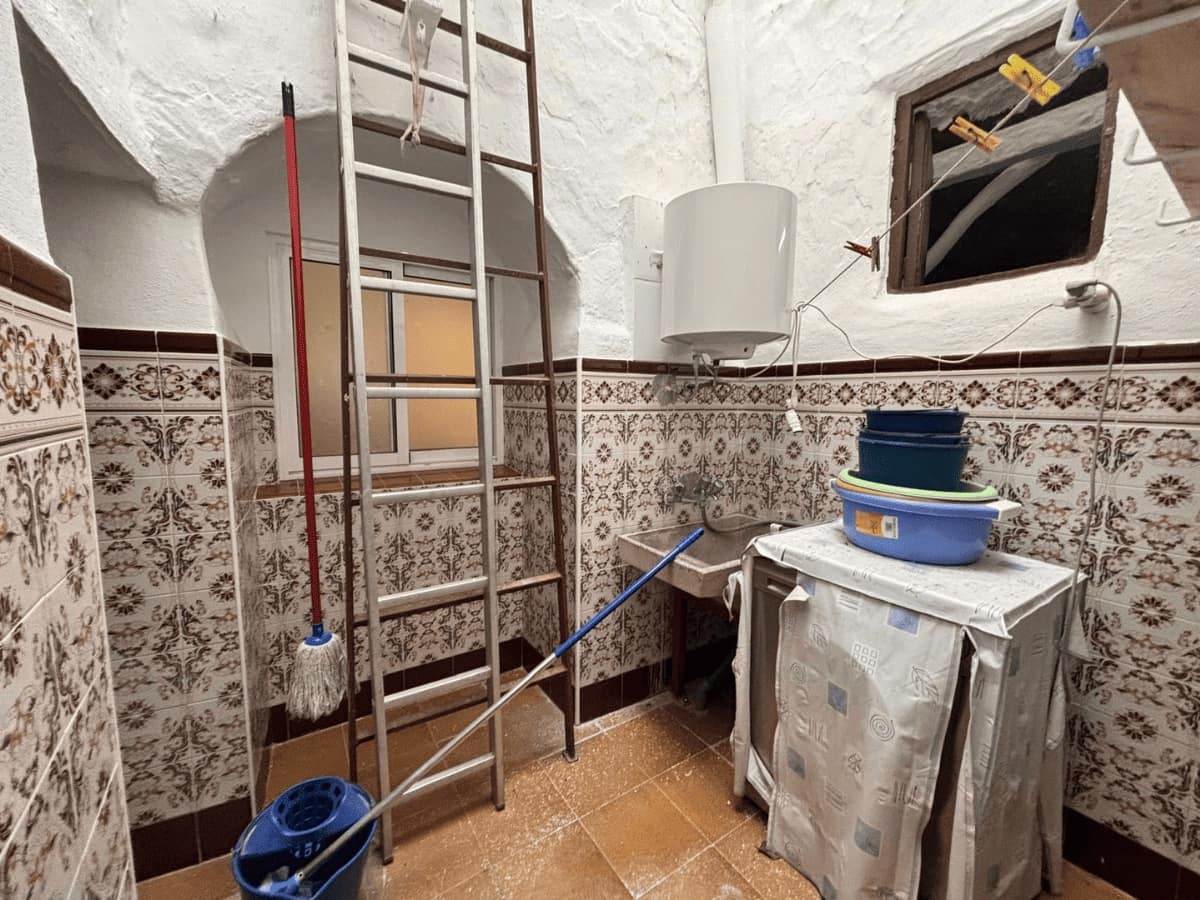 4 bedroom Townhouse for sale in Yunquera - € 85,000 (Ref: 9895465)