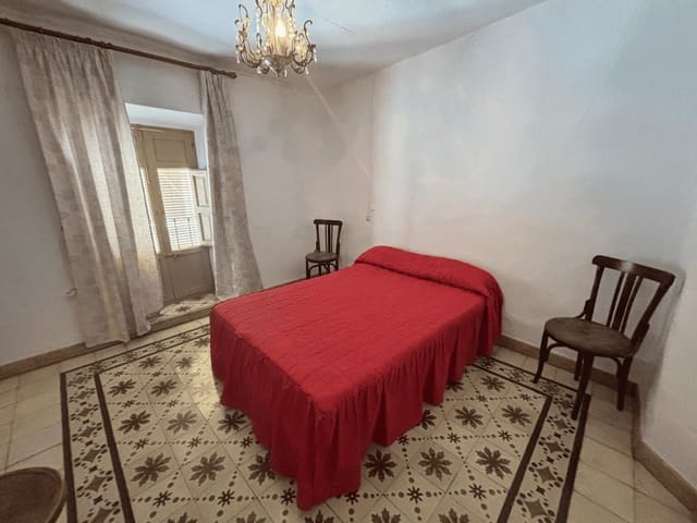 4 bedroom Townhouse for sale in Yunquera - € 85,000 (Ref: 9895465)