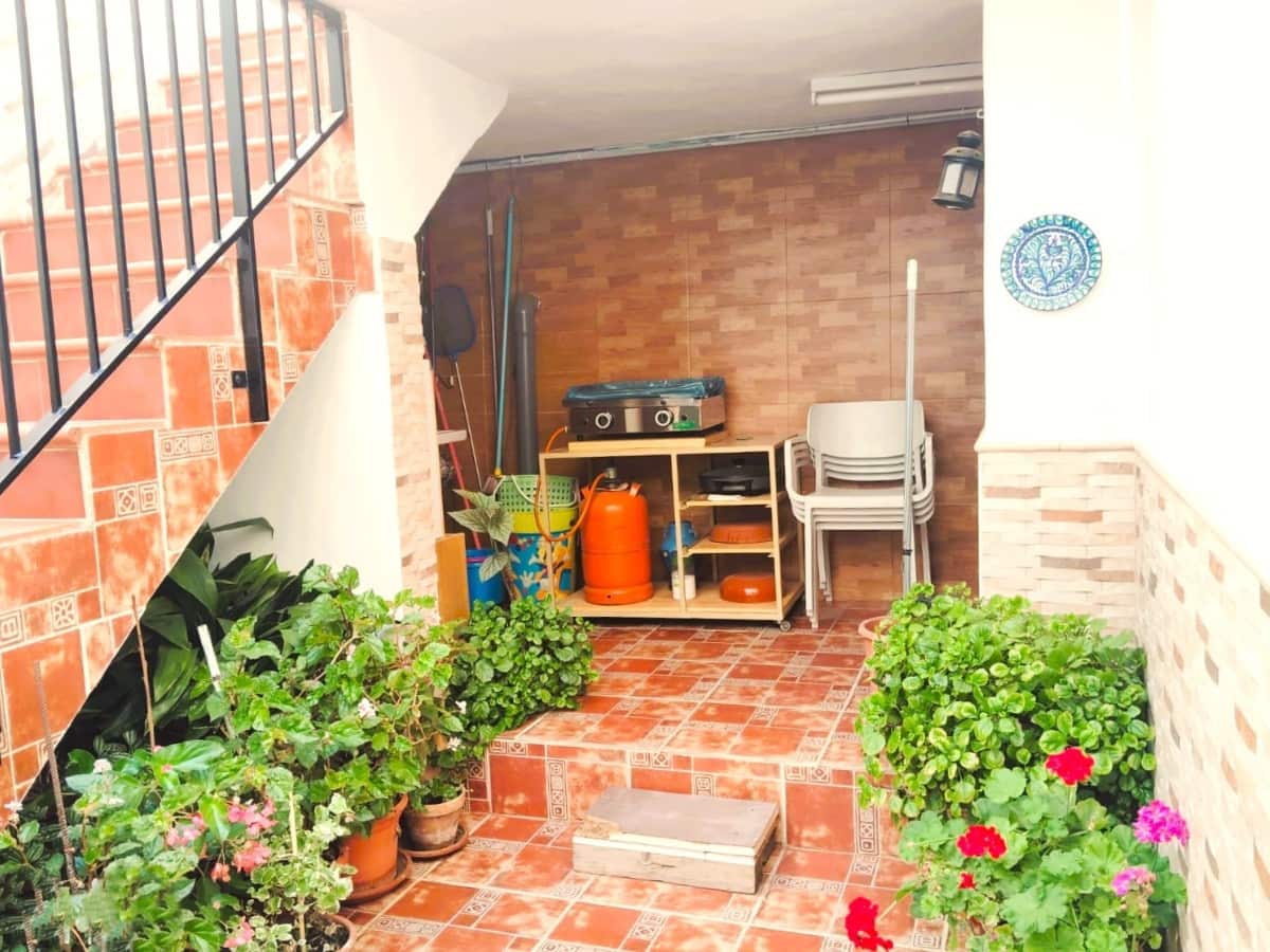 Casa de 6 habitaciones en Yunquera en venta con piscina - 180.000 € (Ref: 9909794)