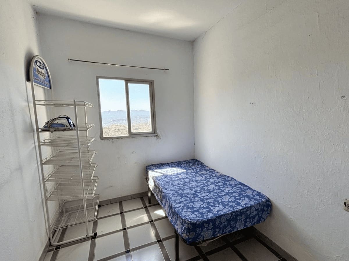 3 sypialnia Dom na sprzedaż w Yunquera - 75 000 € (Ref: 9915065)