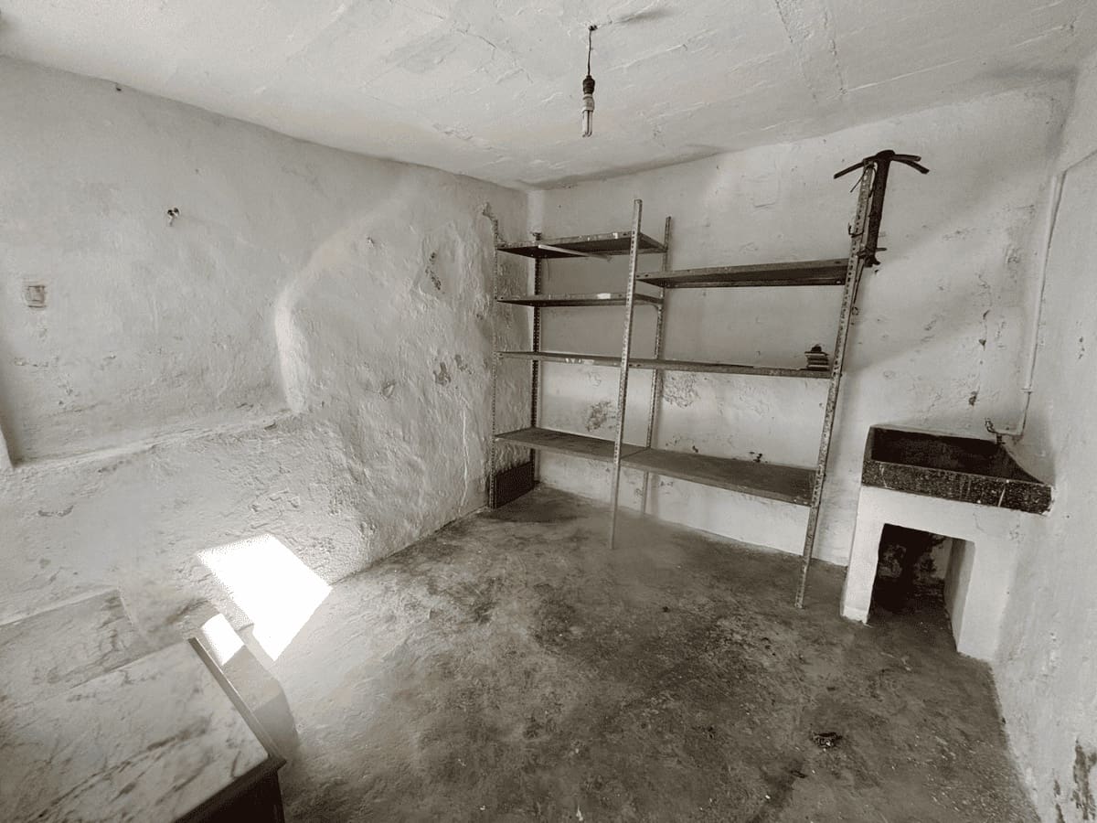 3 sypialnia Dom na sprzedaż w Yunquera - 75 000 € (Ref: 9915065)