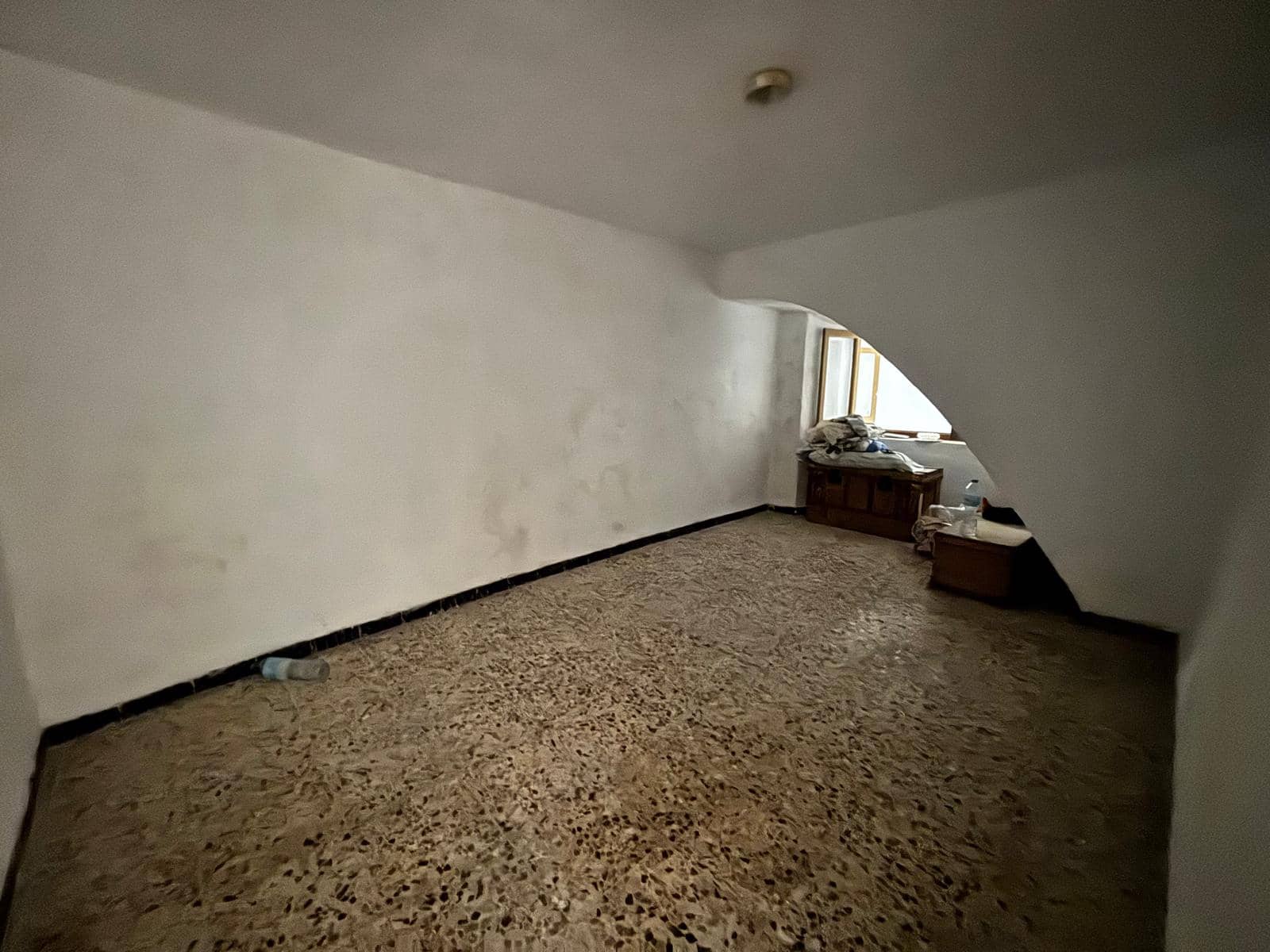 3 soverom Hus til salgs i Casarabonela med garasje - € 89 000 (Ref: 9922803)