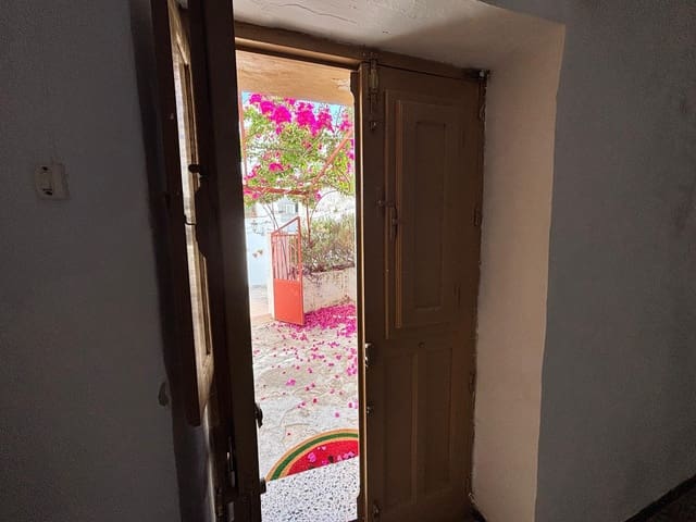 3 soverom Hus til salgs i Casarabonela med garasje - € 89 000 (Ref: 9922803)