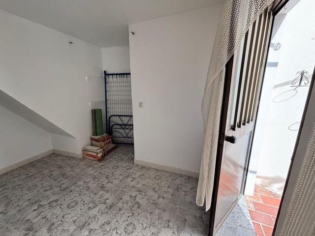 3 soverom Hus til salgs i Casarabonela med garasje - € 89 000 (Ref: 9922803)